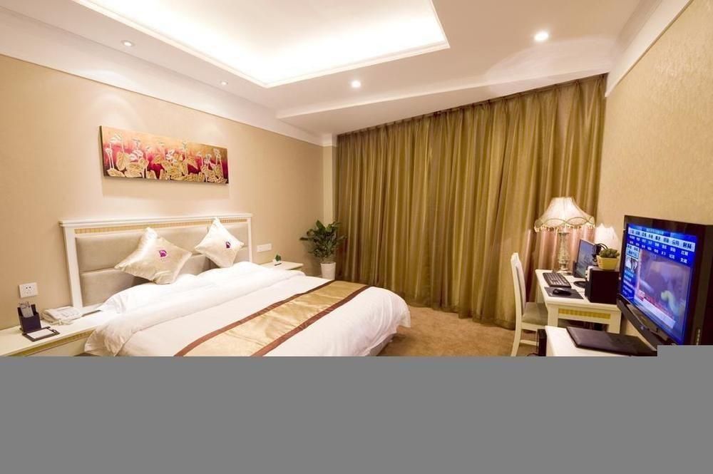 Dragon Hotel Chongqing Exterior photo